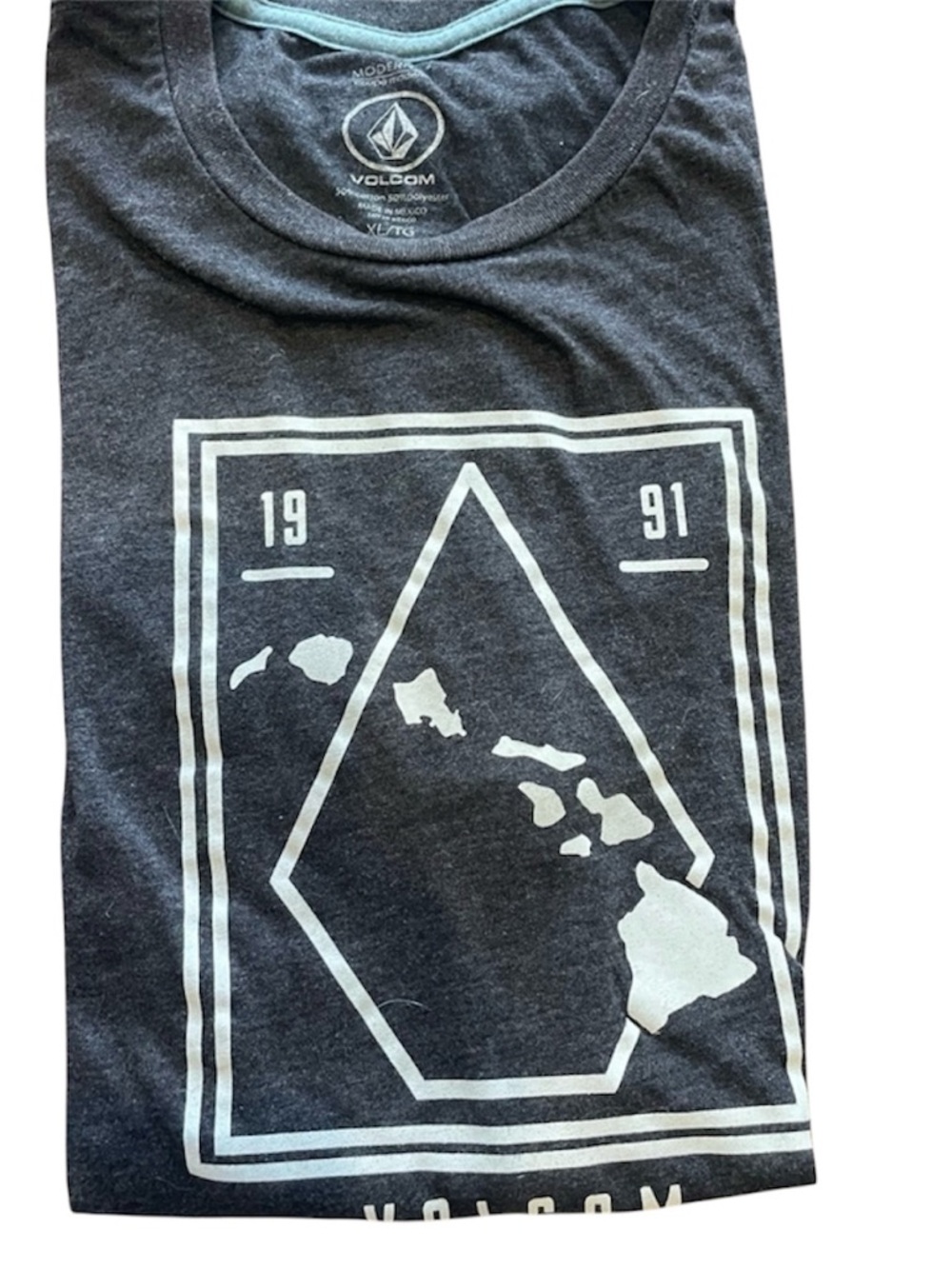 🔥Ts 3/$15 or 5/$20 Volcom Surf Youth XL Tee Hawaiian Island, Ironed Ready 2 Go!